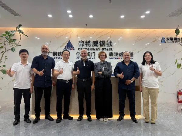 Acero de Centerway,visita internacional del cliente,proveedor de acero,empresa comercial de acero,proveedor de la tubería de acero,soluciones de la tubería,garantía de calidad,cooperación del cliente